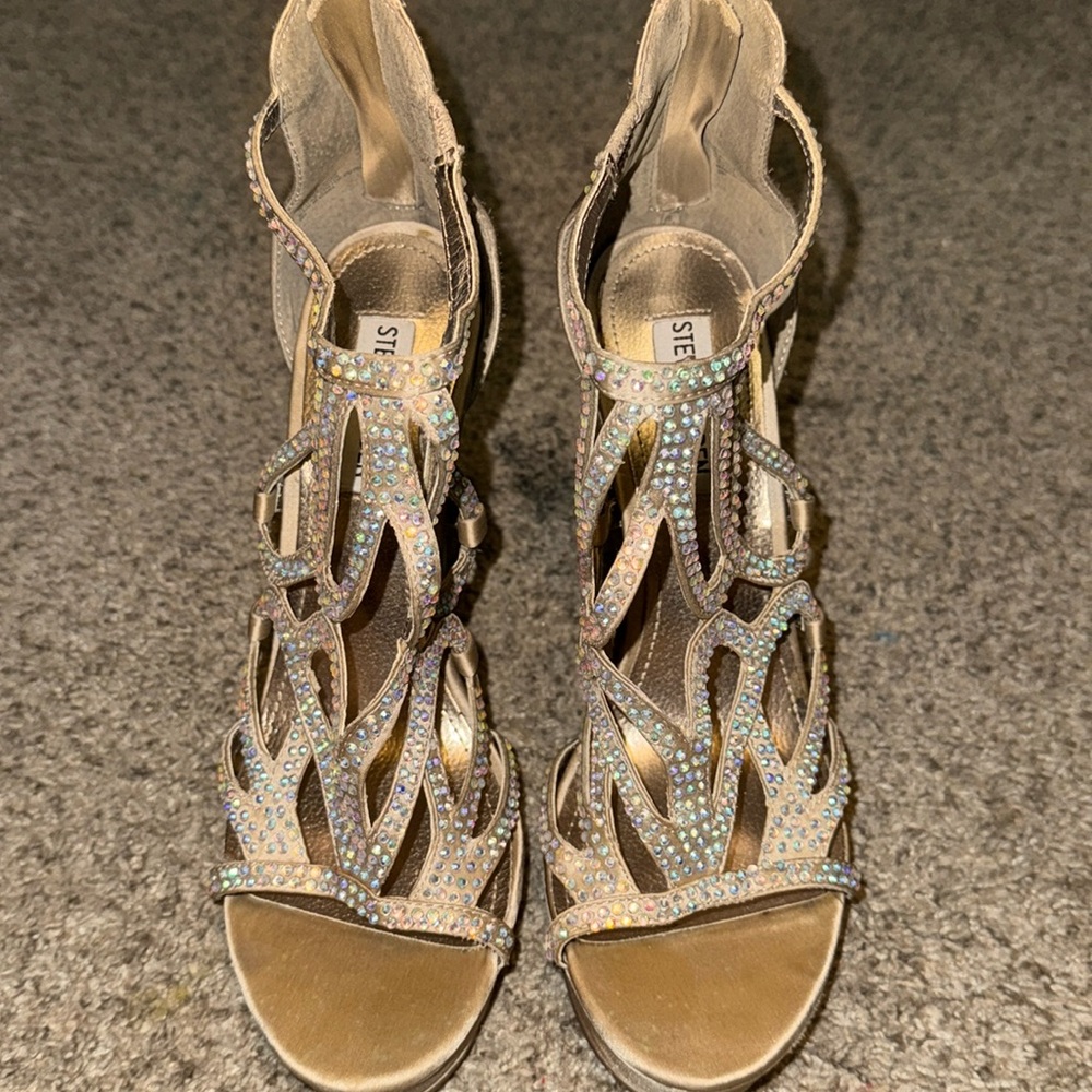 Beautiful, Steve Madden Heels, Rhinestone, tan, size 9